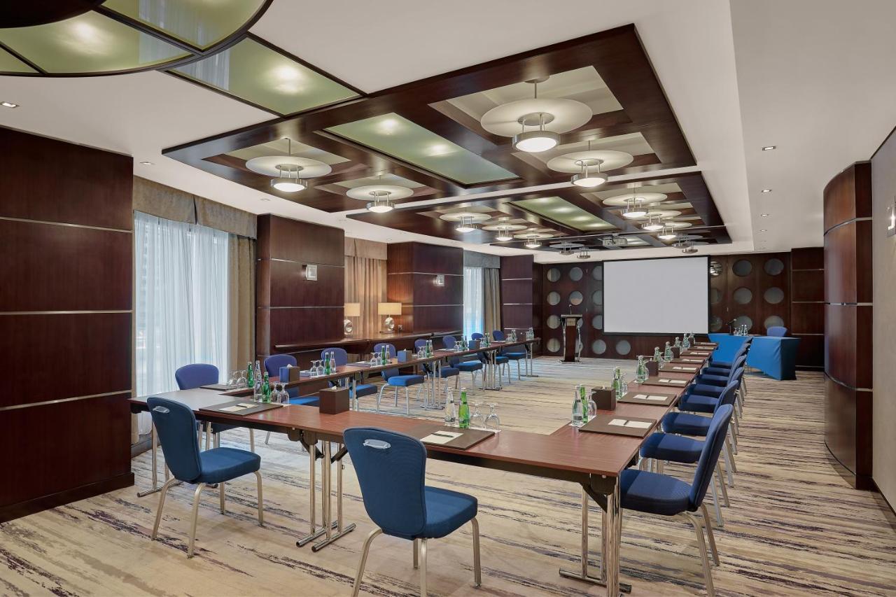 Hotel Rose Rayhaan By Rotana -